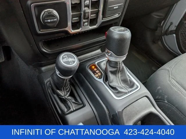 Used 2021 Silver Jeep Unlimited Sahara image 16