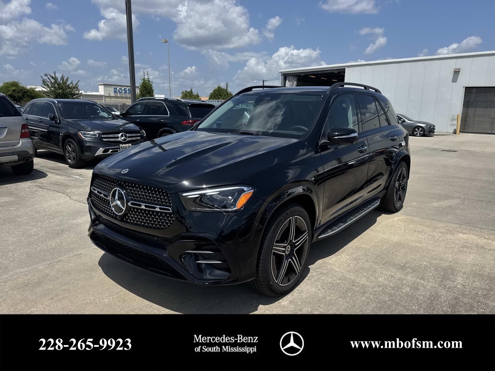 New 2026 Black Mercedes-Benz GLE 350 image 1