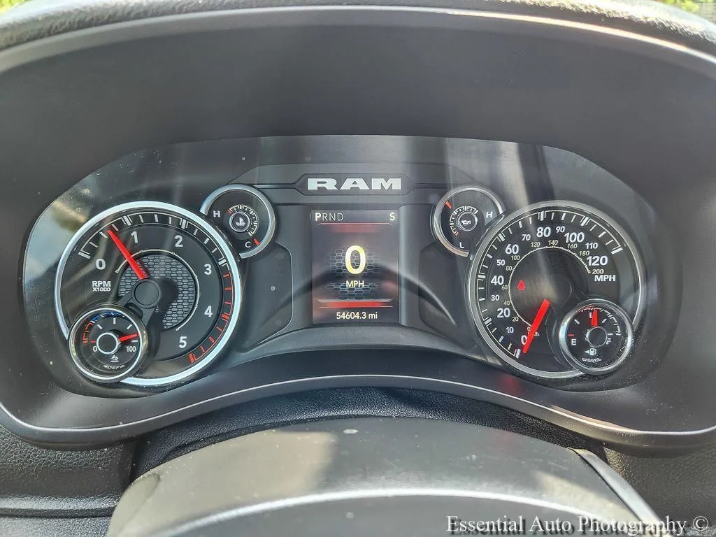 Used 2022 White Ram Big Horn image 13