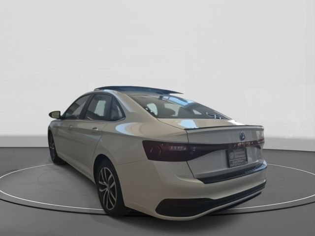 2025 Volkswagen Jetta SE - Photo 5