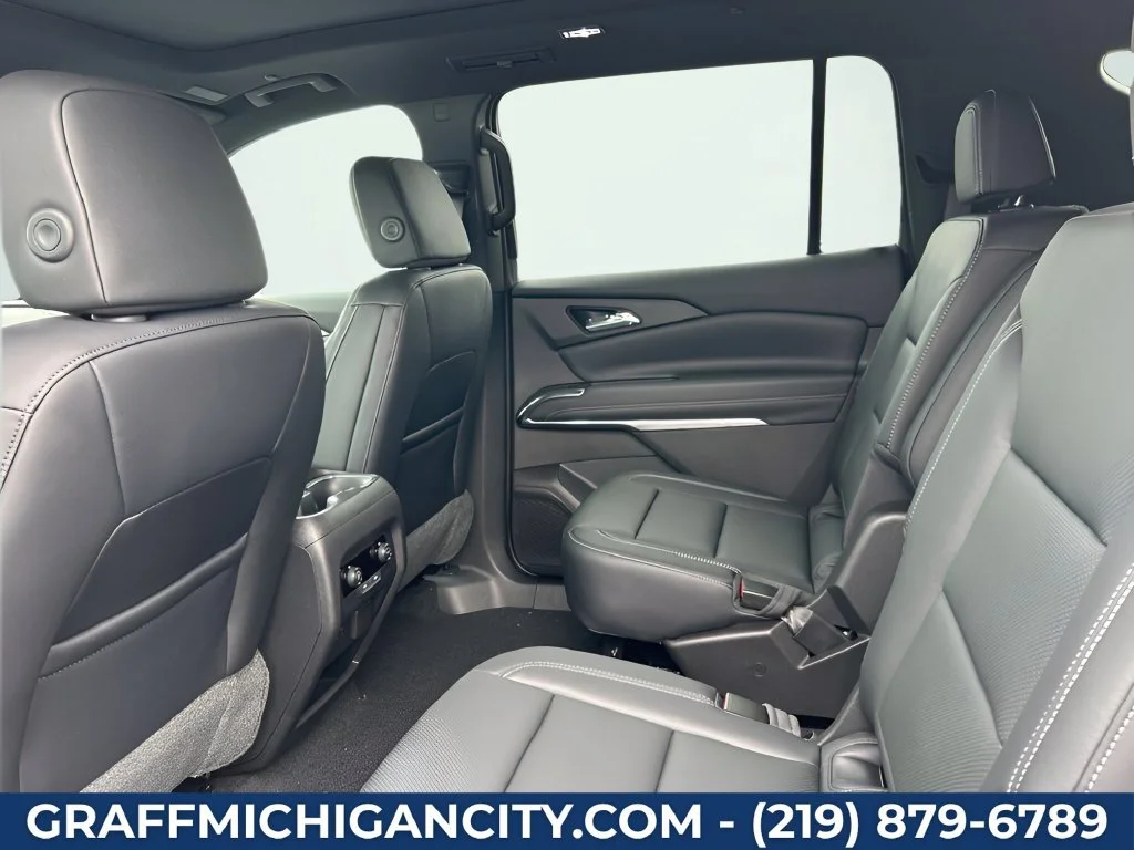 New 2027 Summit White Chevrolet LT image 36