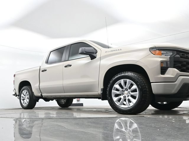 Used 2026 White Sands Chevrolet Custom image 21