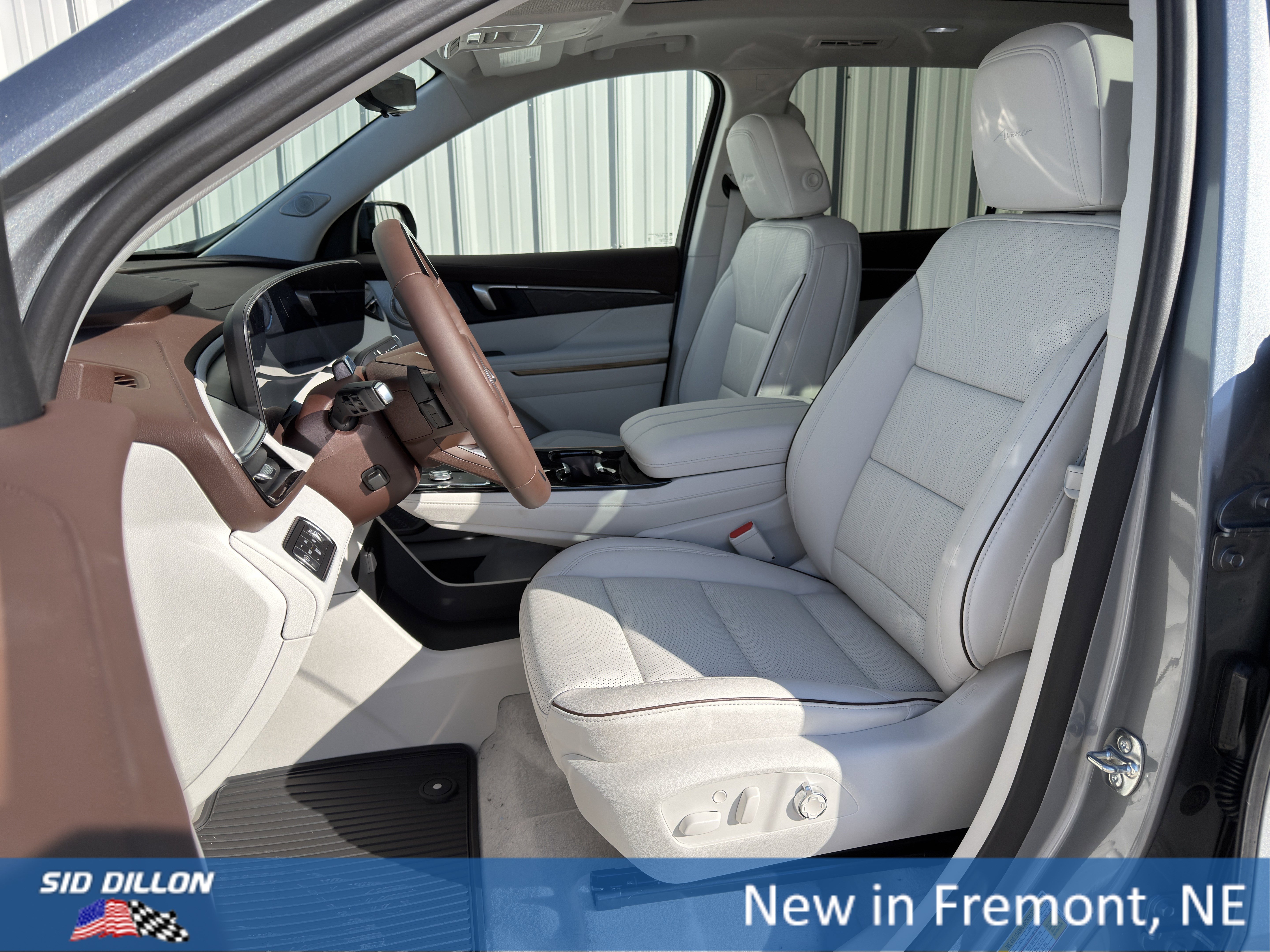 2026 Buick Enclave Avenir - Photo 17