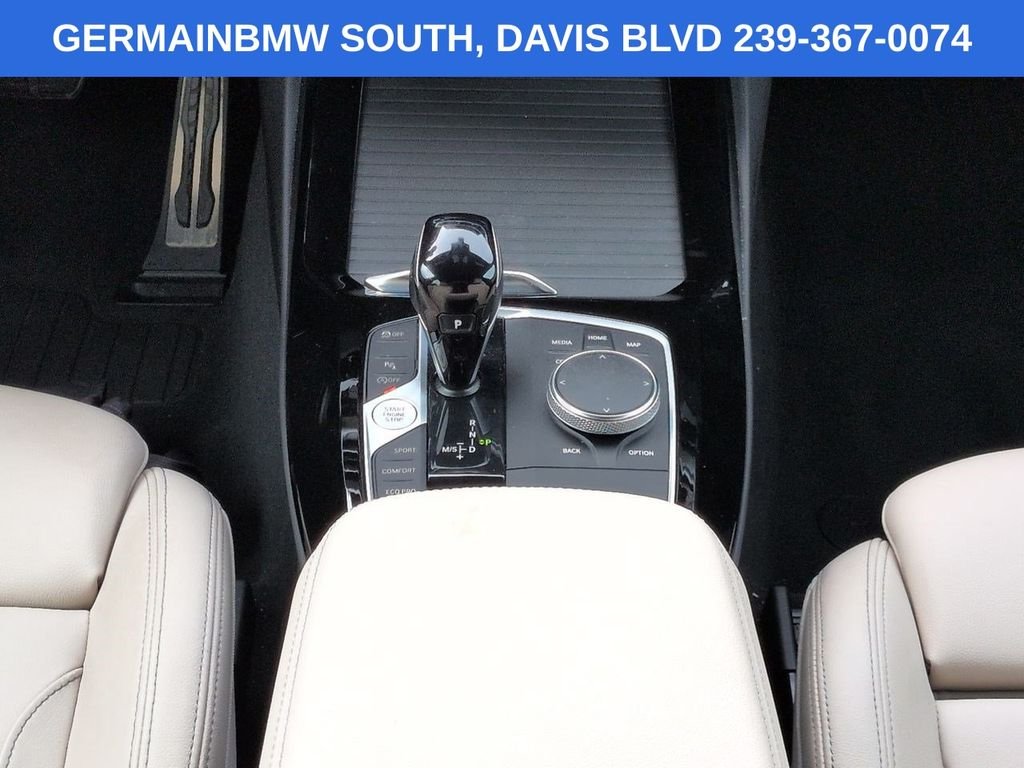 Certified Used 2022 Black Sapphire Metallic BMW xDrive30i image 21