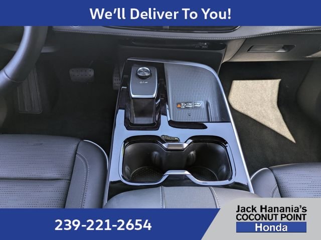 Used 2025 White Buick Sport Touring image 20