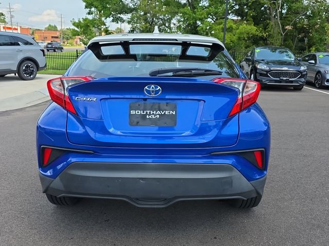 Used 2019 Blue Toyota XLE image 4
