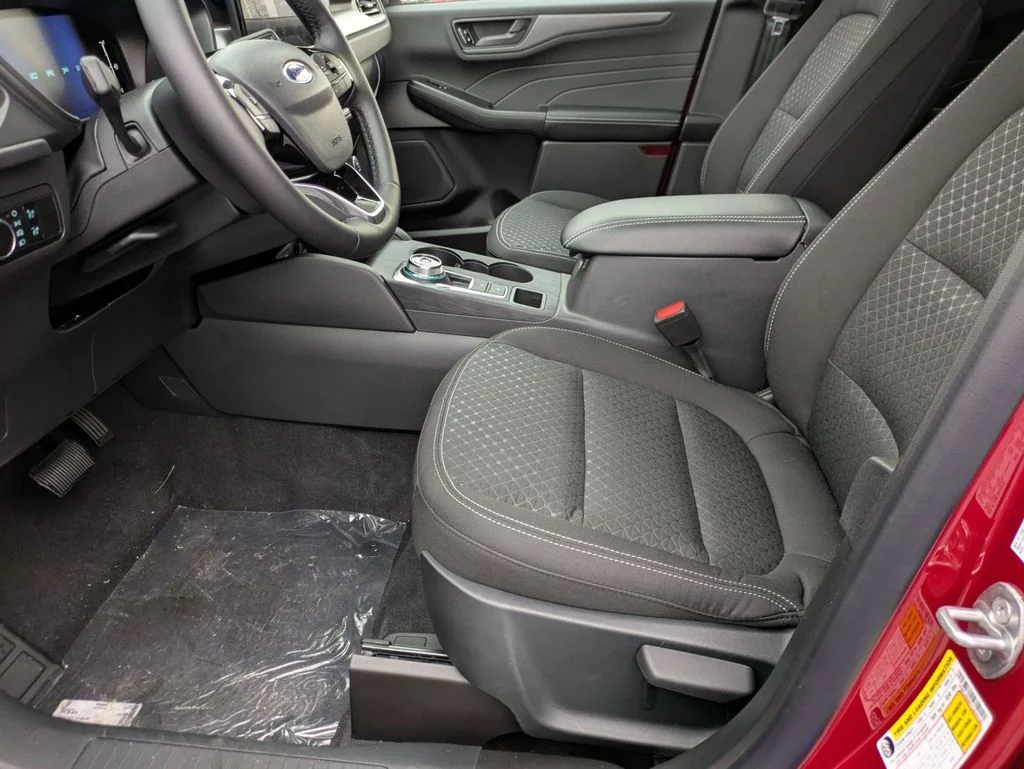 New 2026 Rapid Red Metallic Tinted Clearcoat Ford Active® image 24