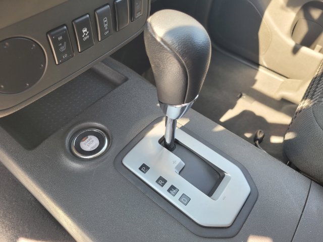 Used 2021 White Nissan SV image 20