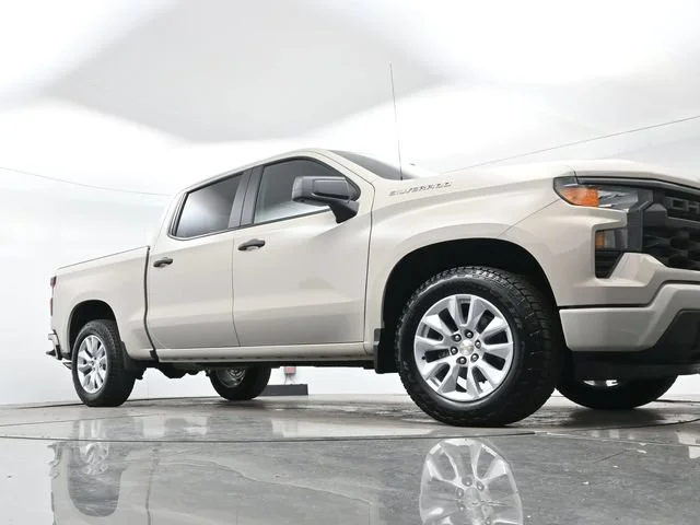 Used 2026 White Sands Chevrolet Custom image 21