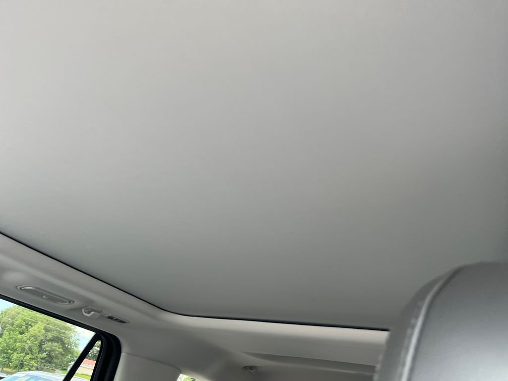 Used 2025 White Ford Active image 22
