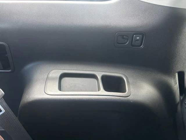 Used 2023 Silver GMC AT4 image 16