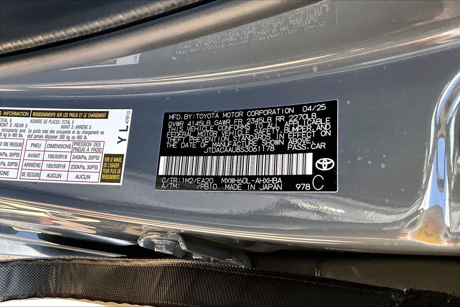 Used 2025 Guardian Gray Toyota Limited image 34