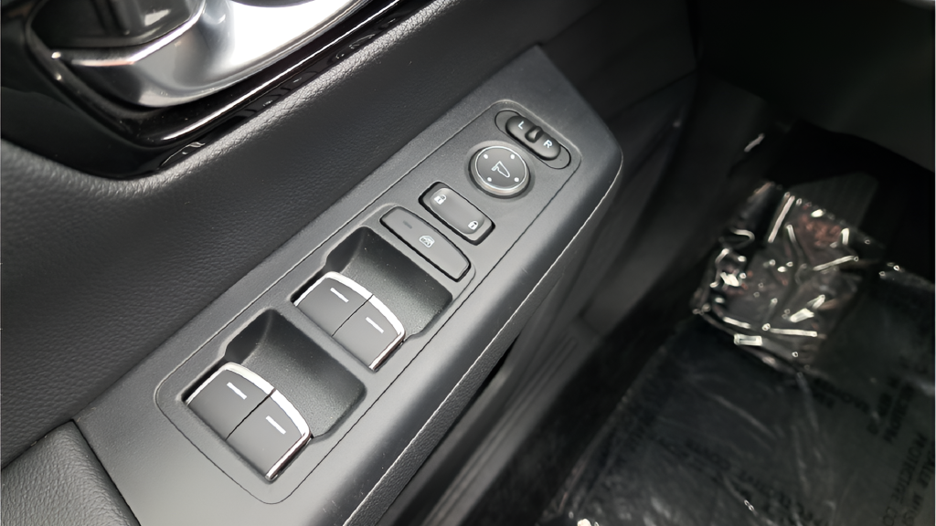 Used 2024  Honda EX-L image 34