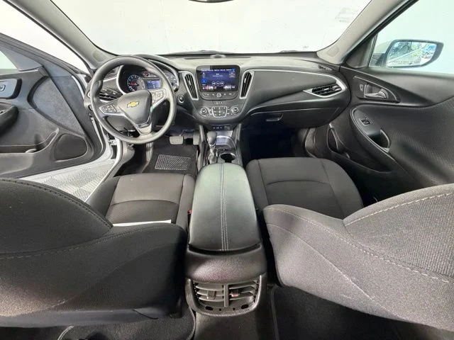 Used 2024 White Chevrolet LT image 25