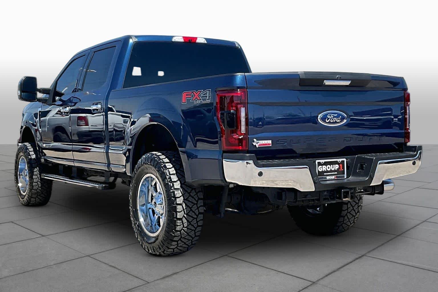 Used 2019 Blue Jeans Ford XLT image 11