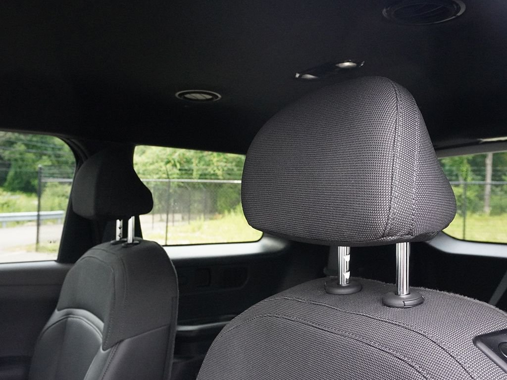 Used 2027 Black Kia S image 35
