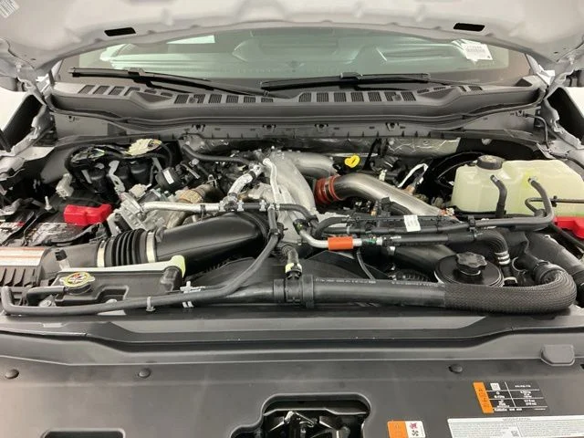 New 2026 Glacier Gray Metallic TriCoat Ford Lariat image 36