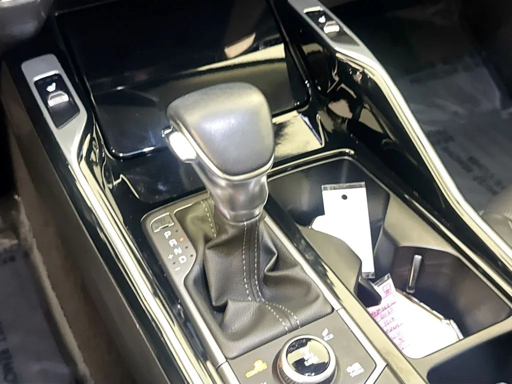 Used 2023 White Kia SX image 15