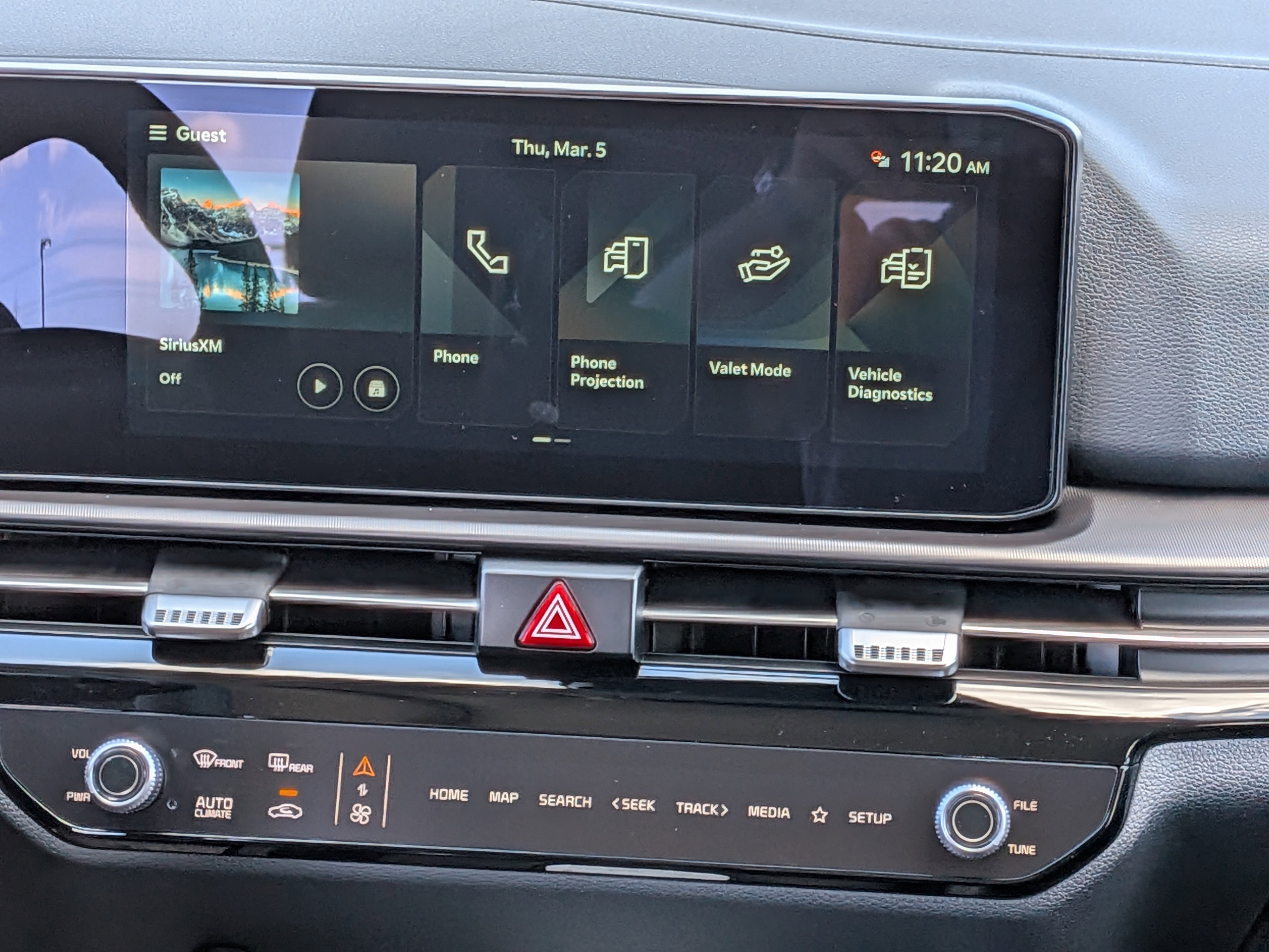 New 2026 Glacial White Pearl Kia EX image 22