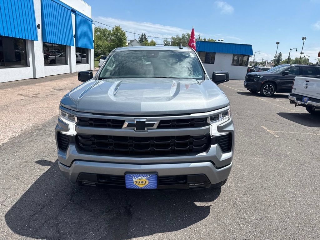 Used 2025 Sterling Gray Metallic Chevrolet RST image 3