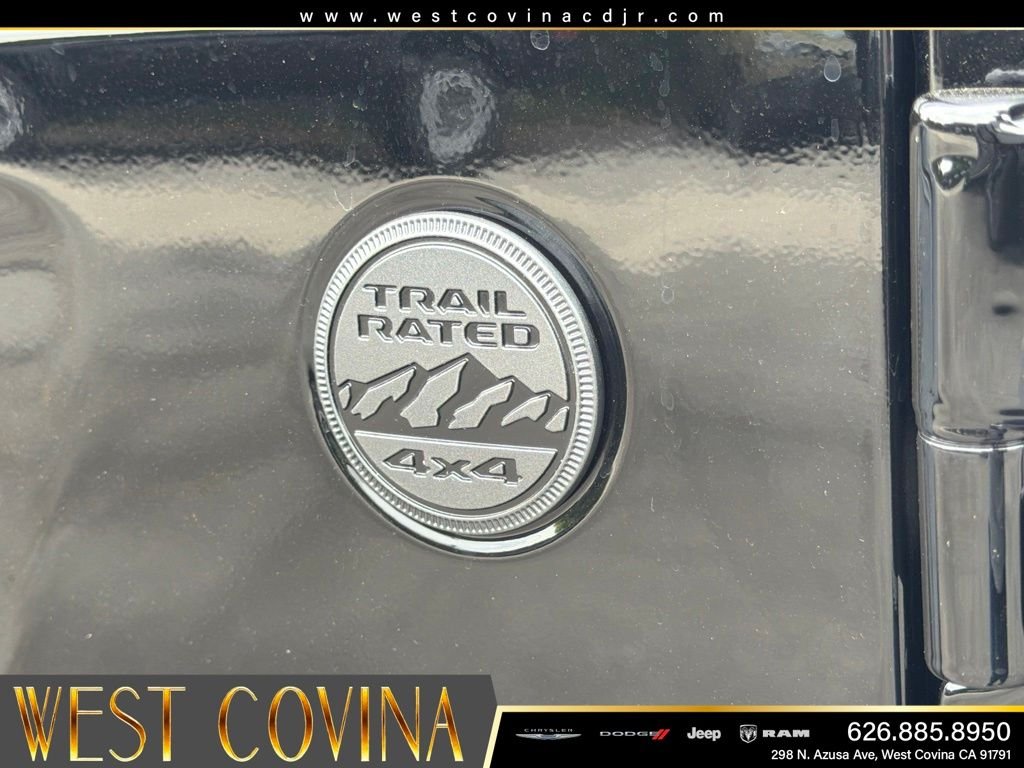 New 2026 Black Clear-Coat Exterior Paint Jeep Rubicon image 19