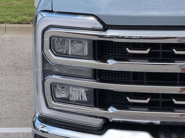 New 2026 Glacier Gray Metallic Tri-Coat Ford F-250® King Ranch® image 9