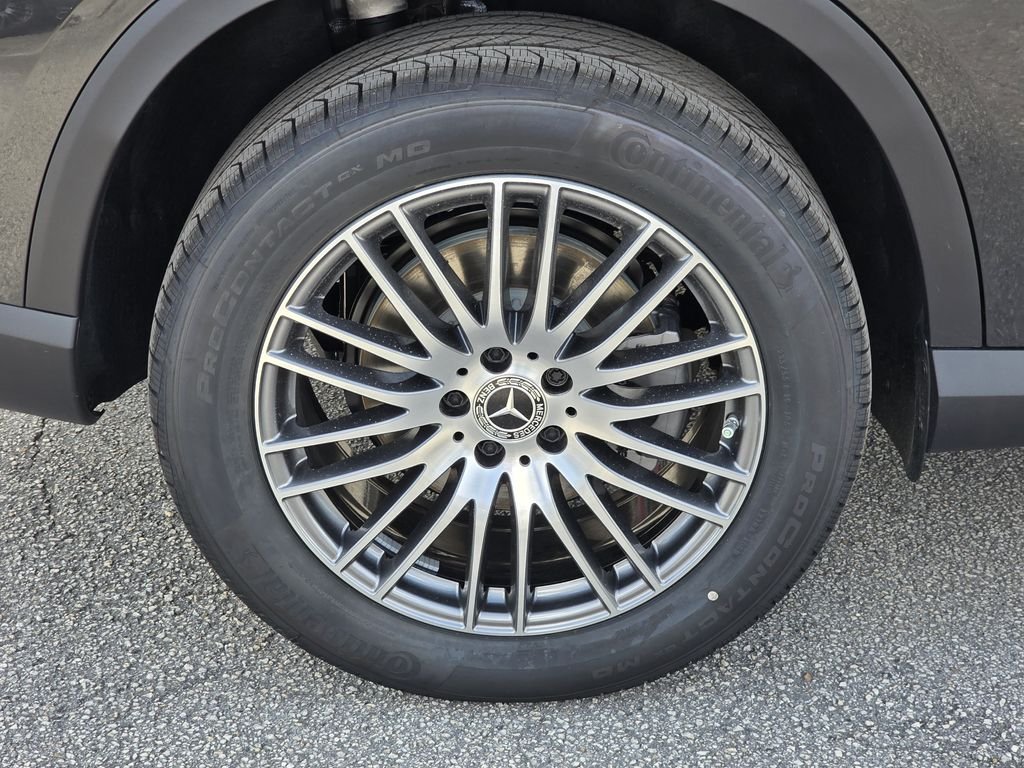 New 2026 Gray Mercedes-Benz GLC 300 image 7