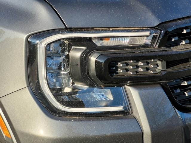 New 2025 Carbonized Gray Metallic Ford XLT image 35