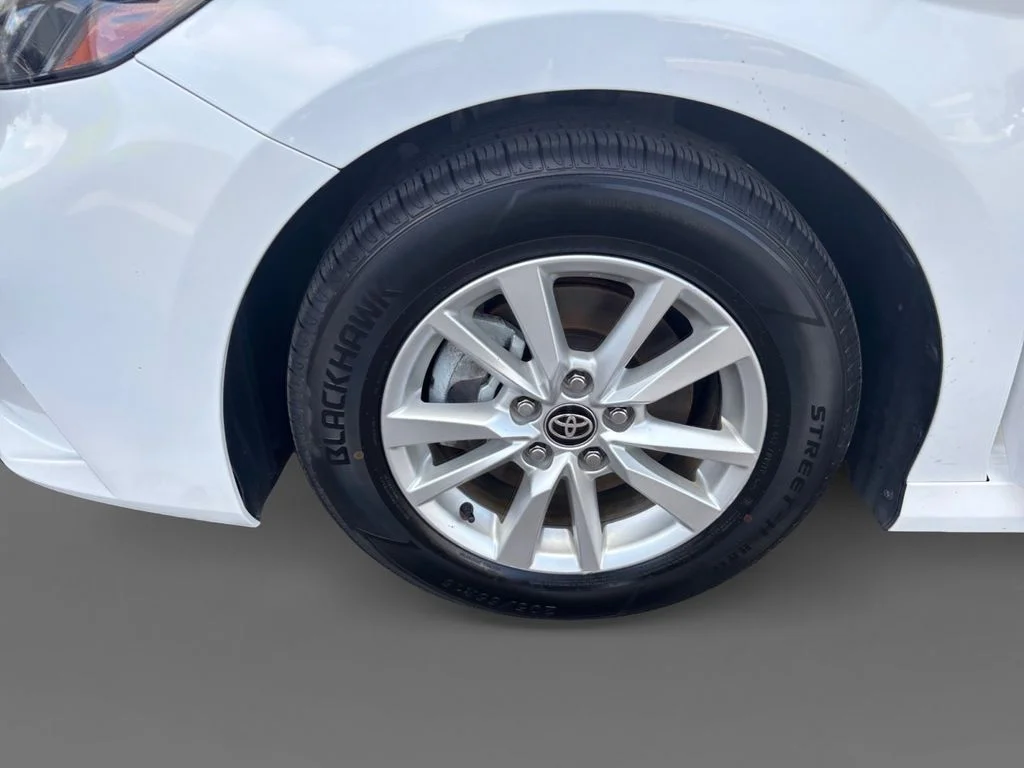 Used 2025 White Toyota LE image 15