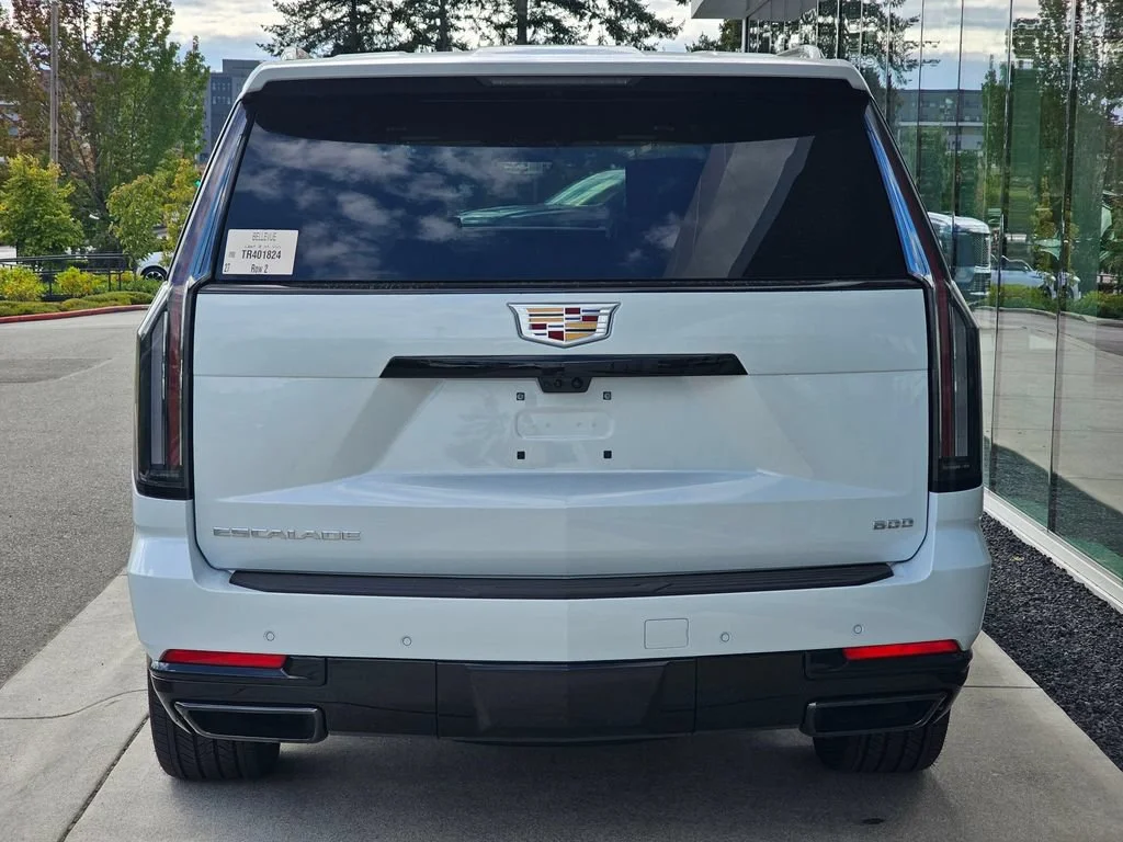 New 2026 Vibrant White Tricoat Cadillac Platinum Sport image 4