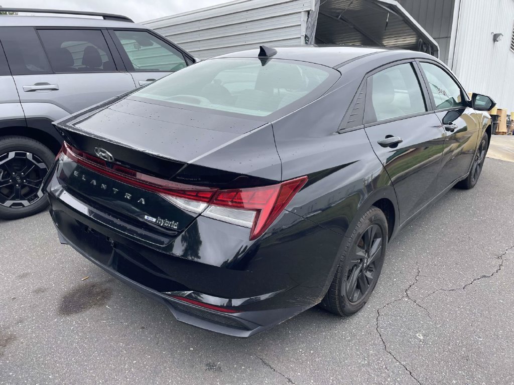 Used 2023 Black Hyundai Blue image 5