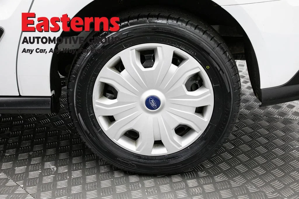 Used 2022 White Ford XLT image 28