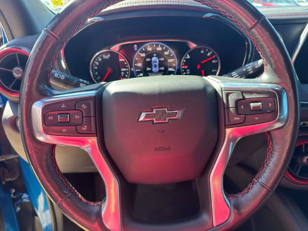Used 2021 Blue Chevrolet RS image 40