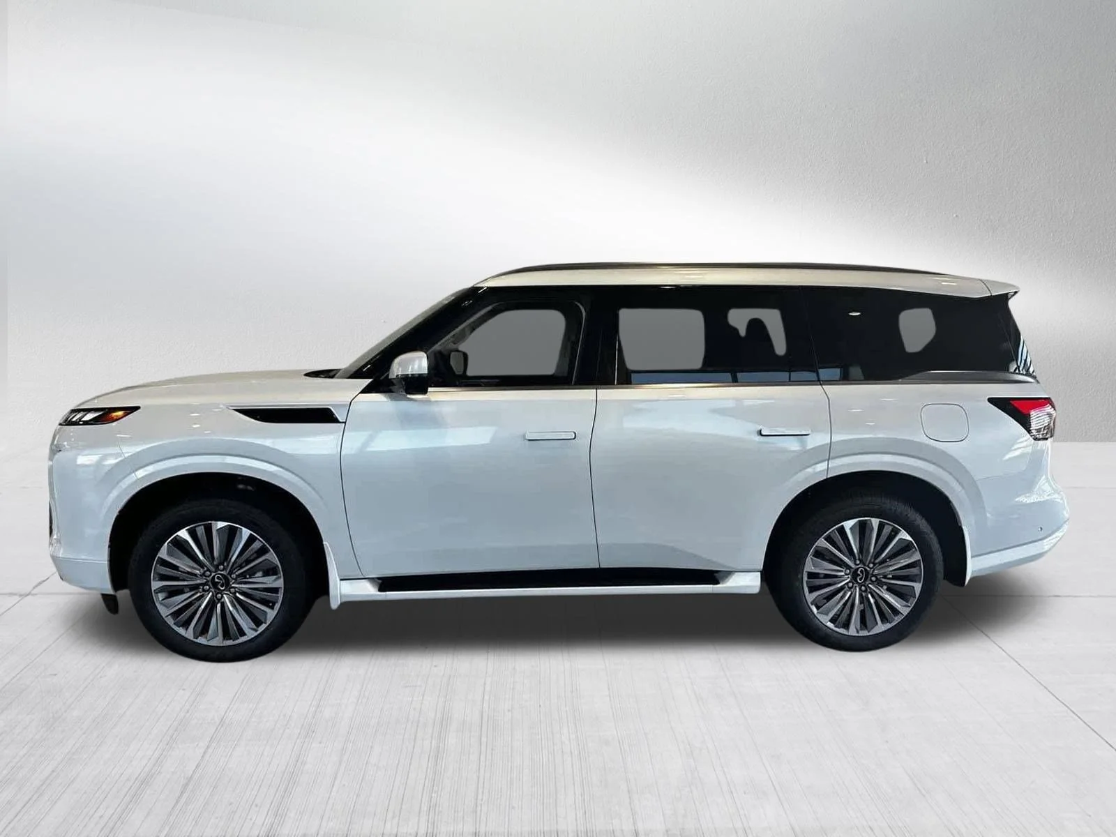 New 2026 2T RADIANT WHIT INFINITI Autograph 4WD image 2