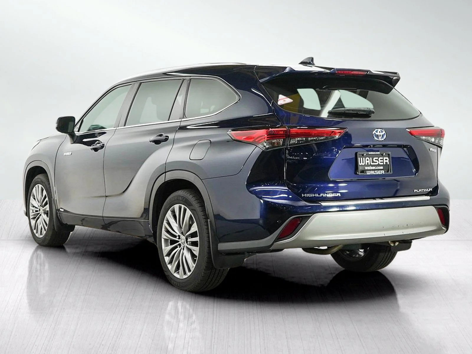 Used 2021 Blue Toyota Hybrid Platinum image 3