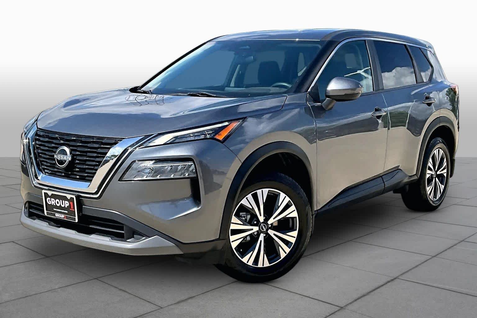 2022 Nissan Rogue SV FWD's photo