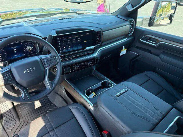 New 2026 Black Chevrolet High Country image 3