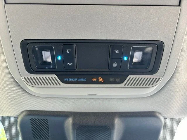 Certified Used 2025 Light Blue Clearcoat Metallic Ford XLT image 28