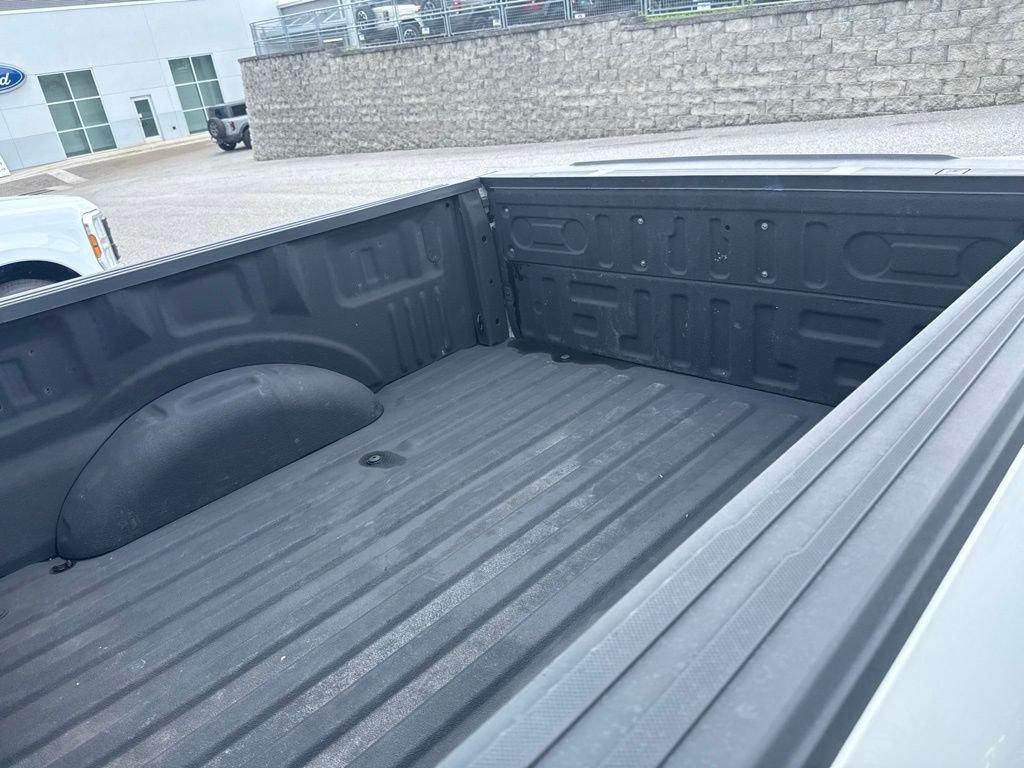 Used 2022 White Ford Lariat image 3