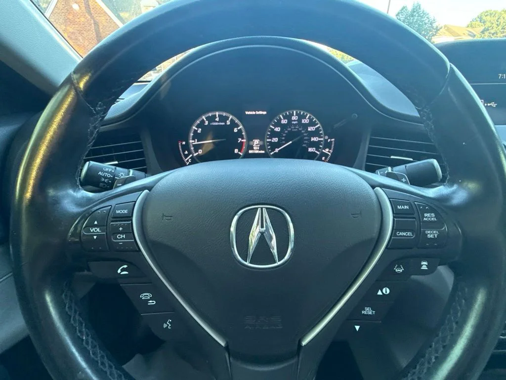 Used 2020  Acura Premium Package image 19