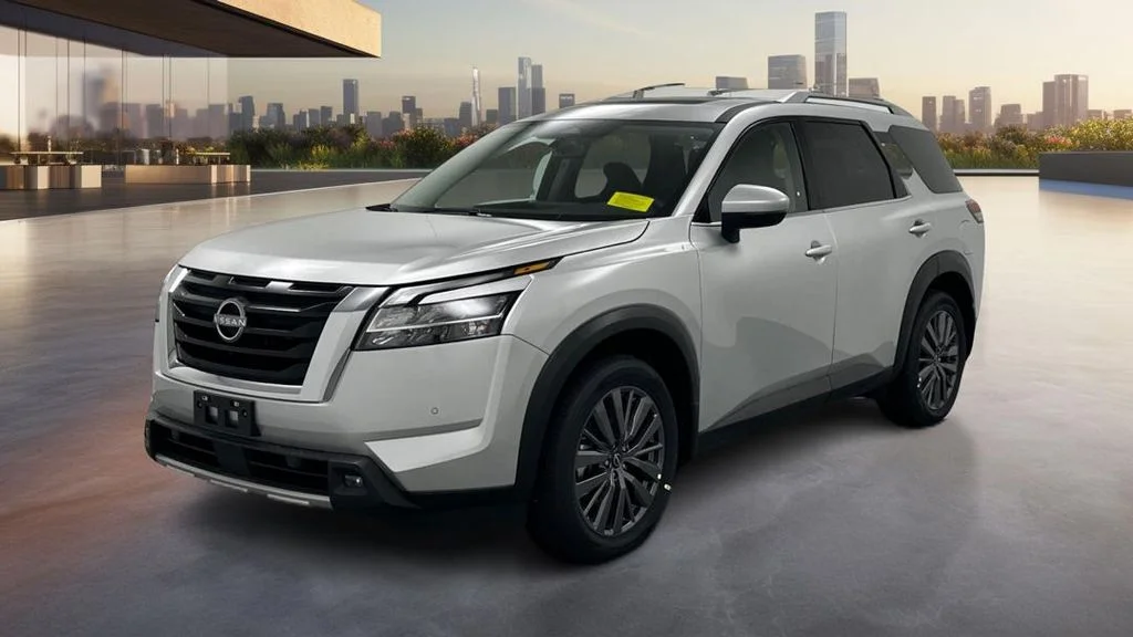 2024 Nissan Pathfinder SL 4WD's photo