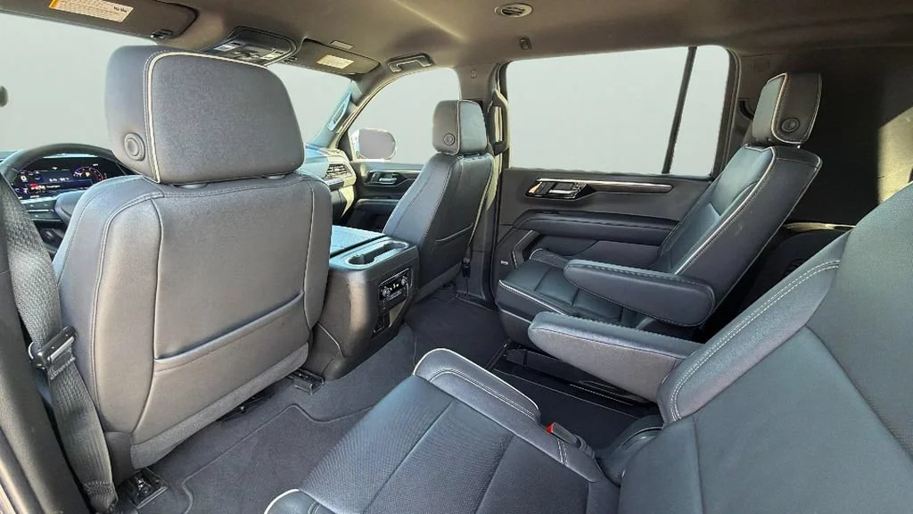 Used 2025 Black Chevrolet Premier image 27