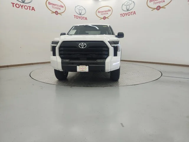 Used 2024 White Toyota SR5 image 4
