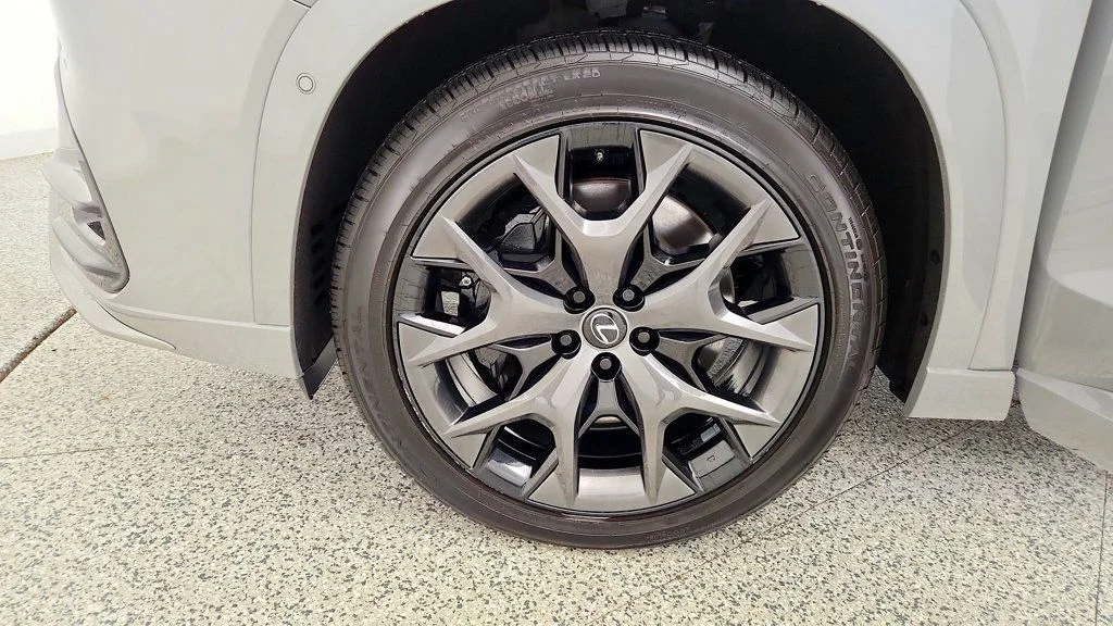 Used 2024 Incognito Lexus TX 500h F SPORT Premium AWD w/ Technology & Convenience Pkgs image 9