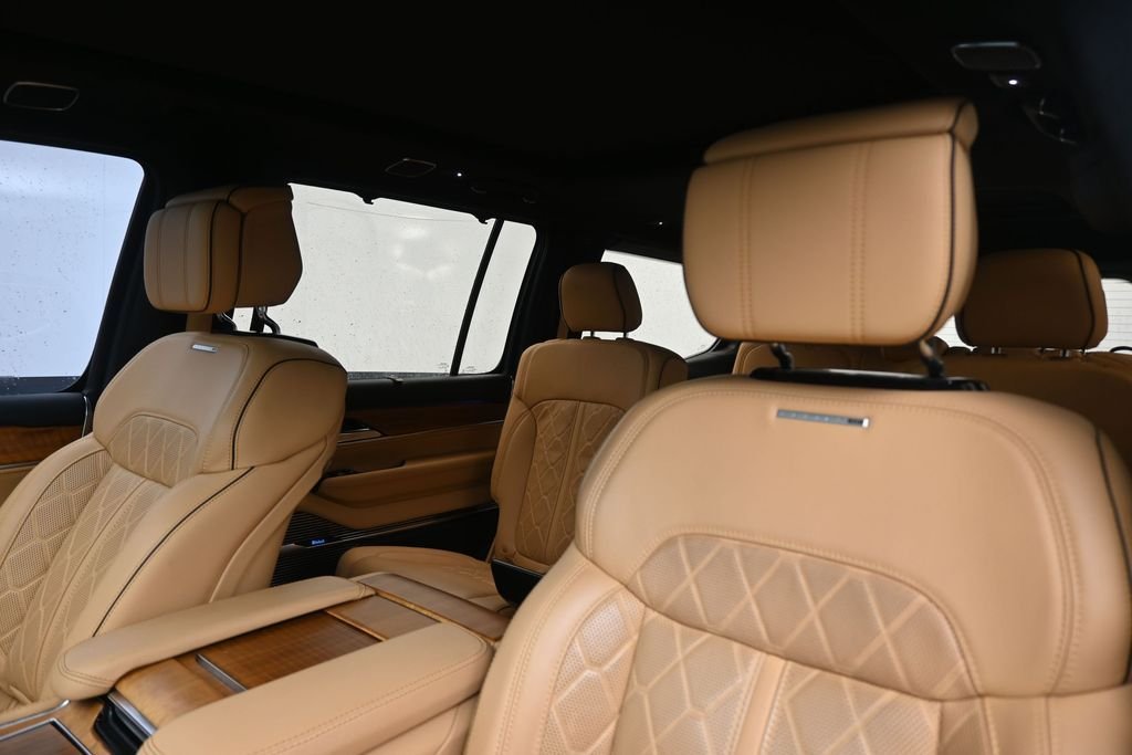 Used 2023 Black Jeep Series III image 23