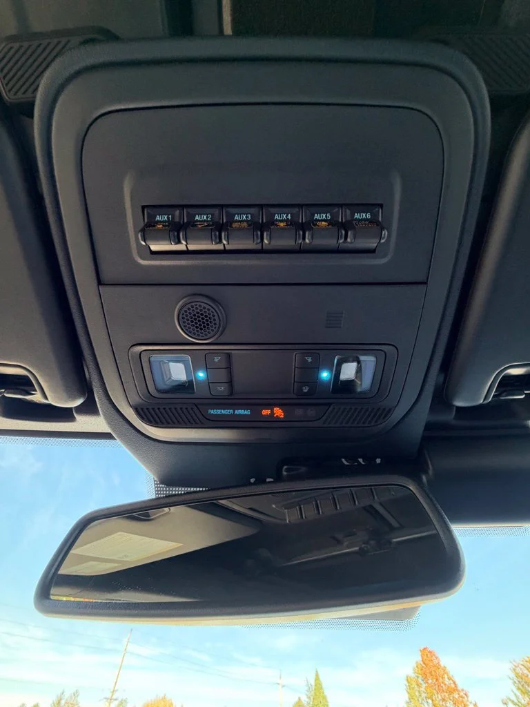 Used 2025 Gray Metallic Ford Badlands image 23