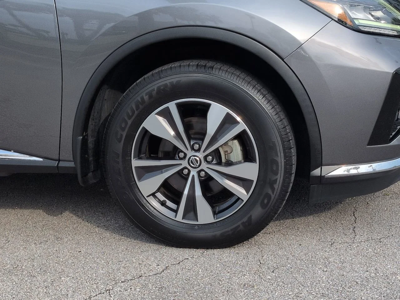 Used 2022 Gun Metallic Nissan SV image 10
