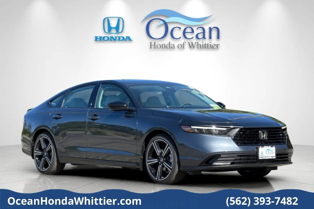 New 2026 Meteorite Gray Metallic Honda SE image 1