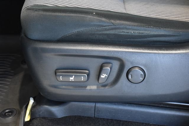 Certified Used 2019 White Toyota SR5 image 17
