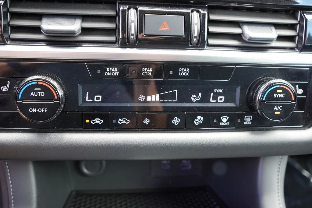Used 2025 Brilliant Silver Metallic Nissan SV image 28